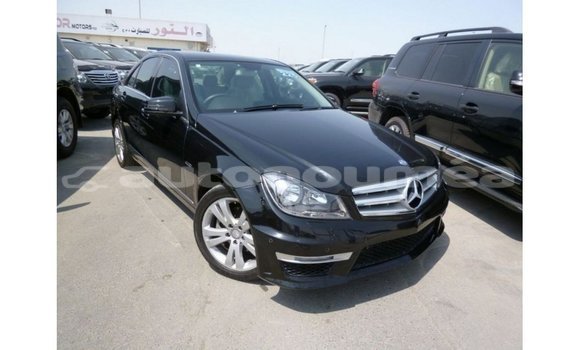 Acheter Import Voiture Mercedes-Benz 200 Noir à Import - Dubai, Iles Acheter Import Voiture Mercedes-Benz 200 Noir à Import - Dubai, Iles