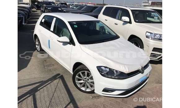 Acheter Import Voiture Volkswagen Golf Blanc à Import - Dubai, Iles Acheter Import Voiture Volkswagen Golf Blanc à Import - Dubai, Iles