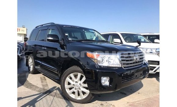 Acheter Import Voiture Toyota Land Cruiser Noir à Import - Dubai, Iles Acheter Import Voiture Toyota Land Cruiser Noir à Import - Dubai, Iles