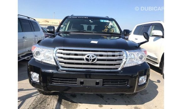 Acheter Import Voiture Toyota Land Cruiser Noir à Import - Dubai, Iles Acheter Import Voiture Toyota Land Cruiser Noir à Import - Dubai, Iles