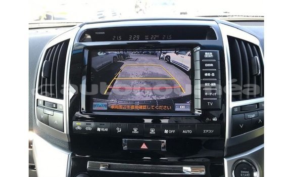 Acheter Import Voiture Toyota Land Cruiser Noir à Import - Dubai, Iles Acheter Import Voiture Toyota Land Cruiser Noir à Import - Dubai, Iles