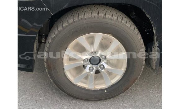 Acheter Import Voiture Toyota Land Cruiser Noir à Import - Dubai, Iles Acheter Import Voiture Toyota Land Cruiser Noir à Import - Dubai, Iles