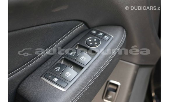 Acheter Import Voiture Mercedes-Benz 190 Noir à Import - Dubai, Iles Acheter Import Voiture Mercedes-Benz 190 Noir à Import - Dubai, Iles