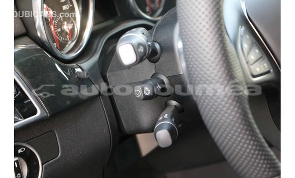 Acheter Import Voiture Mercedes-Benz 190 Noir à Import - Dubai, Iles Acheter Import Voiture Mercedes-Benz 190 Noir à Import - Dubai, Iles