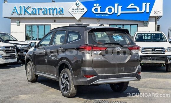 Acheter Import Voiture Toyota Rush Marron à Import - Dubai, Iles Acheter Import Voiture Toyota Rush Marron à Import - Dubai, Iles