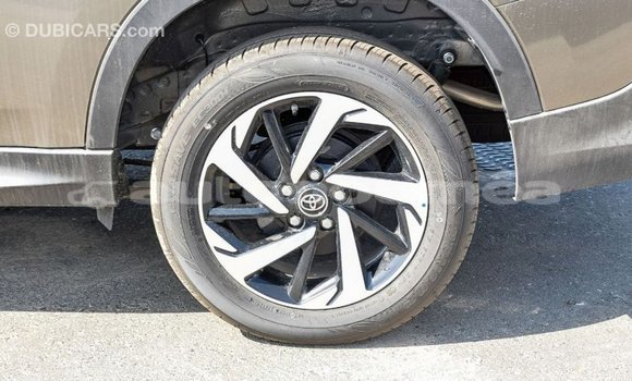 Acheter Import Voiture Toyota Rush Marron à Import - Dubai, Iles Acheter Import Voiture Toyota Rush Marron à Import - Dubai, Iles