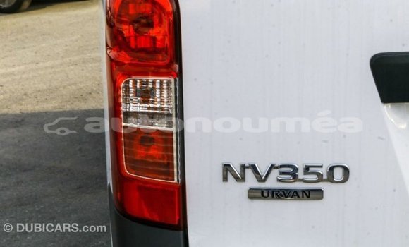 Acheter Import Voiture Nissan Urvan Blanc à Import - Dubai, Iles Acheter Import Voiture Nissan Urvan Blanc à Import - Dubai, Iles