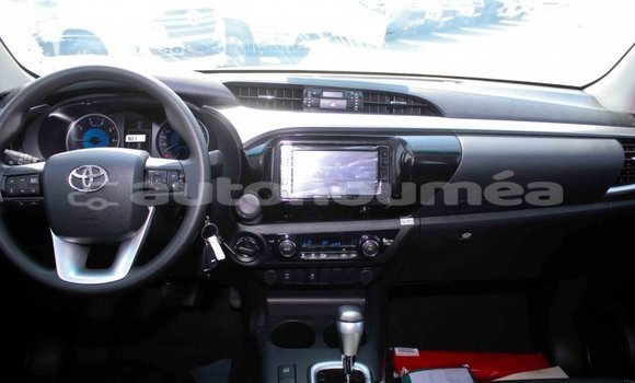 Buy Import Toyota Hilux Other Car in Import - Dubai in Iles Buy Import Toyota Hilux Other Car in Import - Dubai in Iles