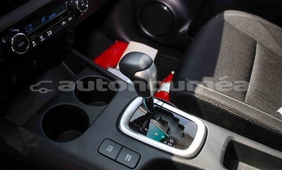 Buy Import Toyota Hilux Other Car in Import - Dubai in Iles Buy Import Toyota Hilux Other Car in Import - Dubai in Iles