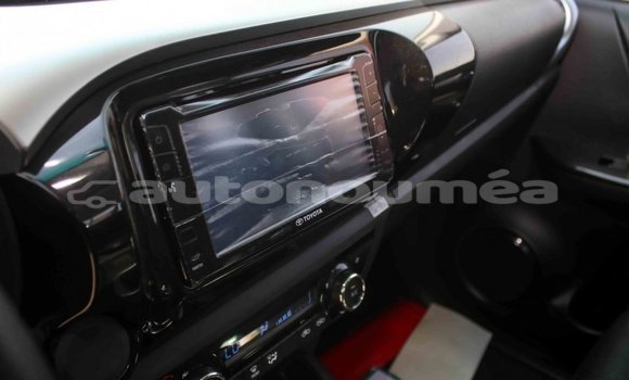 Buy Import Toyota Hilux Other Car in Import - Dubai in Iles Buy Import Toyota Hilux Other Car in Import - Dubai in Iles