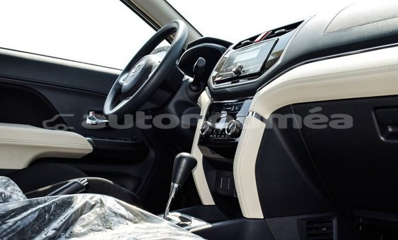 Buy Import Toyota Rush White Car in Import - Dubai in Iles Buy Import Toyota Rush White Car in Import - Dubai in Iles
