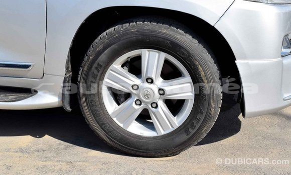 Acheter Import Voiture Toyota Land Cruiser Autre à Import - Dubai, Iles Acheter Import Voiture Toyota Land Cruiser Autre à Import - Dubai, Iles