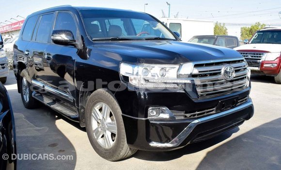 Acheter Import Voiture Toyota Land Cruiser Noir à Import - Dubai, Iles Acheter Import Voiture Toyota Land Cruiser Noir à Import - Dubai, Iles