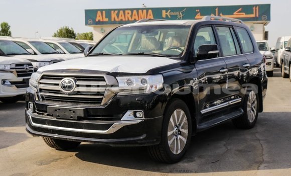 Acheter Import Voiture Toyota Land Cruiser Noir à Import - Dubai, Iles Acheter Import Voiture Toyota Land Cruiser Noir à Import - Dubai, Iles
