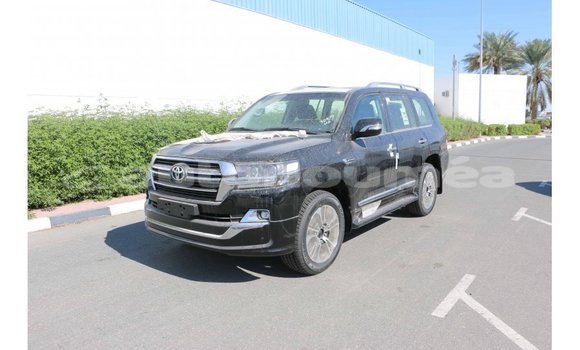 Acheter Import Voiture Toyota Land Cruiser Noir à Import - Dubai, Iles Acheter Import Voiture Toyota Land Cruiser Noir à Import - Dubai, Iles