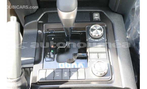 Acheter Import Voiture Toyota Land Cruiser Noir à Import - Dubai, Iles Acheter Import Voiture Toyota Land Cruiser Noir à Import - Dubai, Iles