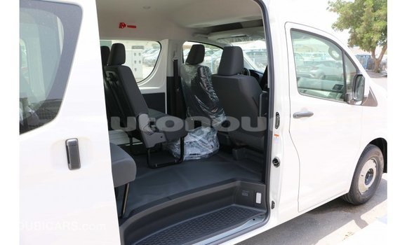 Acheter Import Voiture Toyota Hiace Blanc à Import - Dubai, Iles Acheter Import Voiture Toyota Hiace Blanc à Import - Dubai, Iles