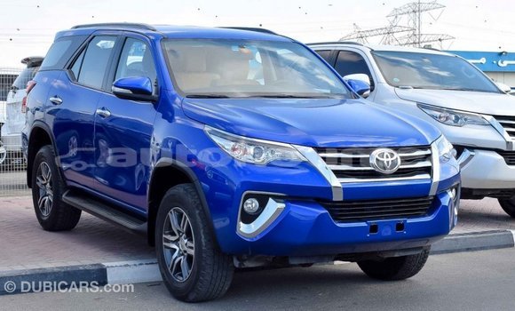 Acheter Import Voiture Toyota Fortuner Bleu à Import - Dubai, Iles Acheter Import Voiture Toyota Fortuner Bleu à Import - Dubai, Iles