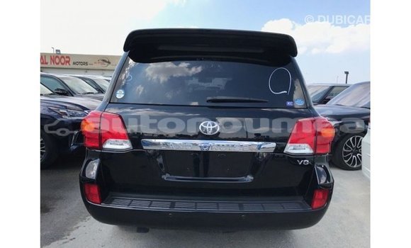 Acheter Import Voiture Toyota Land Cruiser Noir à Import - Dubai, Iles Acheter Import Voiture Toyota Land Cruiser Noir à Import - Dubai, Iles