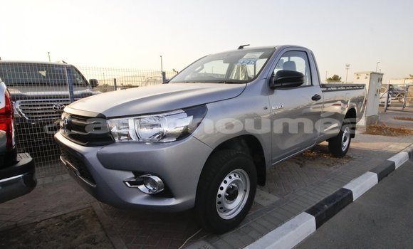 Acheter Import Voiture Toyota Hilux Autre à Import - Dubai, Iles Acheter Import Voiture Toyota Hilux Autre à Import - Dubai, Iles