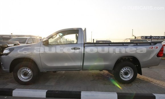 Acheter Import Voiture Toyota Hilux Autre à Import - Dubai, Iles Acheter Import Voiture Toyota Hilux Autre à Import - Dubai, Iles