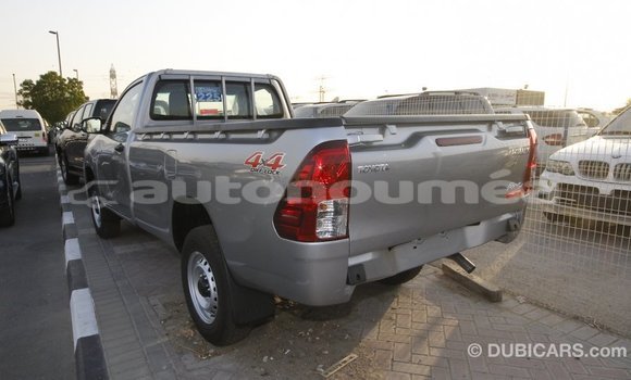 Acheter Import Voiture Toyota Hilux Autre à Import - Dubai, Iles Acheter Import Voiture Toyota Hilux Autre à Import - Dubai, Iles