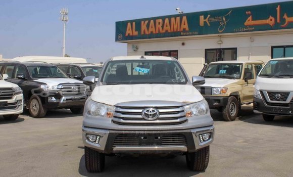 Buy Import Toyota Hilux Other Car in Import - Dubai in Iles Buy Import Toyota Hilux Other Car in Import - Dubai in Iles