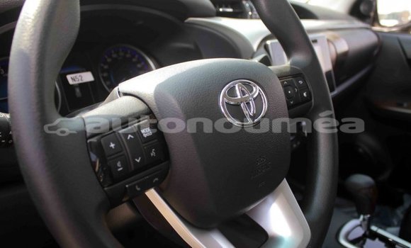 Buy Import Toyota Hilux Other Car in Import - Dubai in Iles Buy Import Toyota Hilux Other Car in Import - Dubai in Iles
