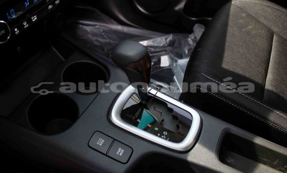 Buy Import Toyota Hilux Other Car in Import - Dubai in Iles Buy Import Toyota Hilux Other Car in Import - Dubai in Iles