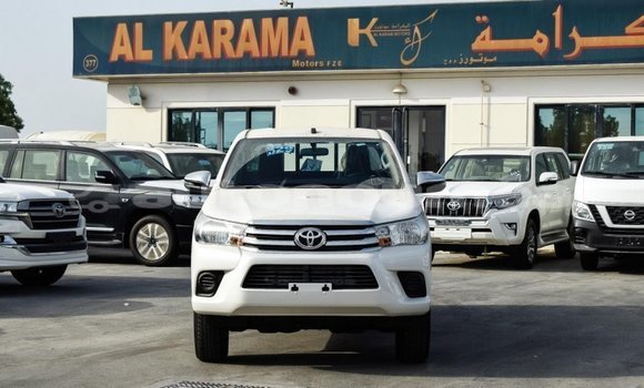 Buy Import Toyota Hilux White Car in Import - Dubai in Iles Buy Import Toyota Hilux White Car in Import - Dubai in Iles