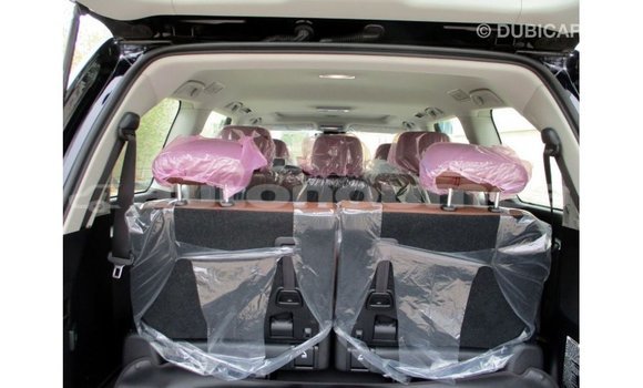 Acheter Import Voiture Toyota Land Cruiser Noir à Import - Dubai, Iles Acheter Import Voiture Toyota Land Cruiser Noir à Import - Dubai, Iles