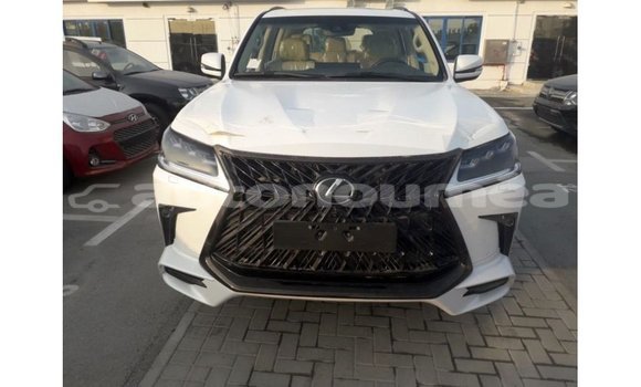 Buy Import Lexus LX White Car in Import - Dubai in Iles Buy Import Lexus LX White Car in Import - Dubai in Iles