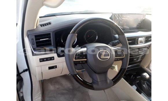 Buy Import Lexus LX White Car in Import - Dubai in Iles Buy Import Lexus LX White Car in Import - Dubai in Iles