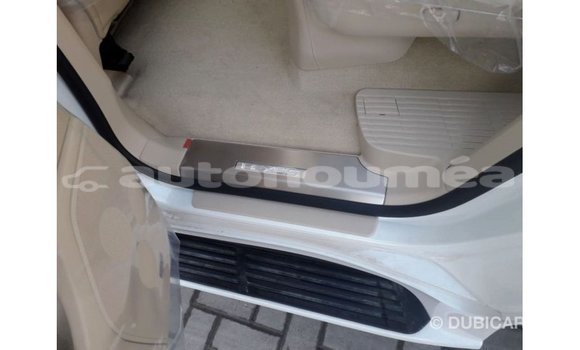 Buy Import Lexus LX White Car in Import - Dubai in Iles Buy Import Lexus LX White Car in Import - Dubai in Iles