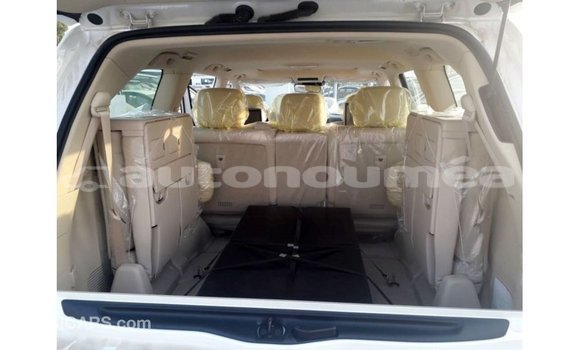 Buy Import Lexus LX White Car in Import - Dubai in Iles Buy Import Lexus LX White Car in Import - Dubai in Iles