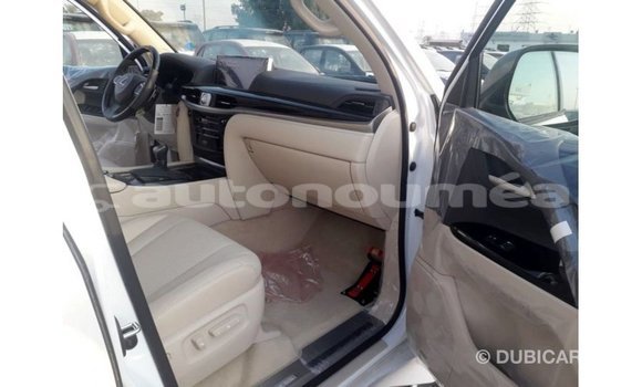 Buy Import Lexus LX White Car in Import - Dubai in Iles Buy Import Lexus LX White Car in Import - Dubai in Iles