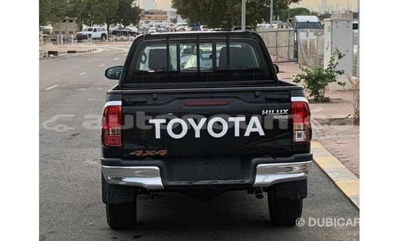 Buy Import Toyota Hilux Black Car in Import - Dubai in Iles Buy Import Toyota Hilux Black Car in Import - Dubai in Iles