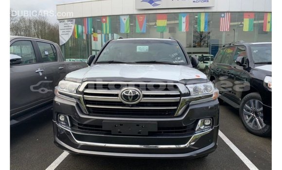 Buy Import Toyota Land Cruiser Other Car in Import - Dubai in Iles Buy Import Toyota Land Cruiser Other Car in Import - Dubai in Iles