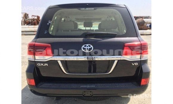 Acheter Import Voiture Toyota Land Cruiser Noir à Import - Dubai, Iles Acheter Import Voiture Toyota Land Cruiser Noir à Import - Dubai, Iles