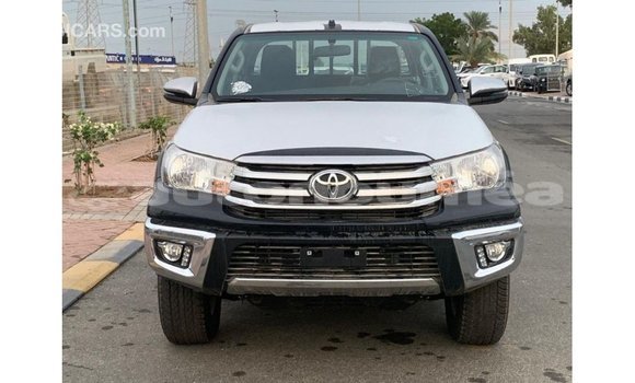 Buy Import Toyota Hilux Black Car in Import - Dubai in Iles Buy Import Toyota Hilux Black Car in Import - Dubai in Iles