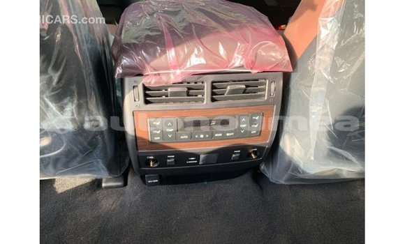 Acheter Import Voiture Toyota Land Cruiser Noir à Import - Dubai, Iles Acheter Import Voiture Toyota Land Cruiser Noir à Import - Dubai, Iles