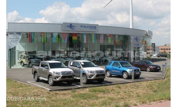 Acheter Import Voiture Toyota Prado Noir à Import - Dubai, Iles Acheter Import Voiture Toyota Prado Noir à Import - Dubai, Iles