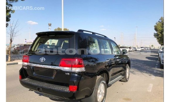 Buy Import Toyota Land Cruiser Black Car in Import - Dubai in Iles Buy Import Toyota Land Cruiser Black Car in Import - Dubai in Iles