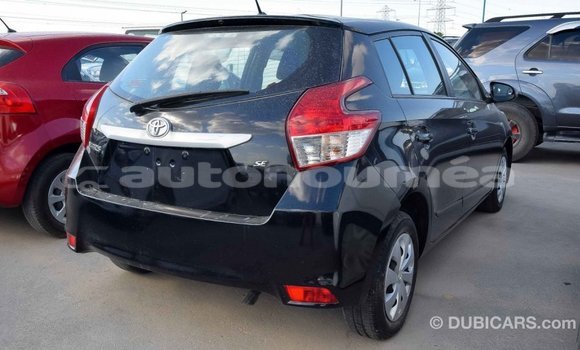 Acheter Import Voiture Toyota Yaris Noir à Import - Dubai, Iles Acheter Import Voiture Toyota Yaris Noir à Import - Dubai, Iles