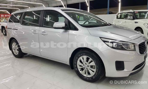 Buy Import Kia Carnival Other Car in Import - Dubai in Iles Buy Import Kia Carnival Other Car in Import - Dubai in Iles