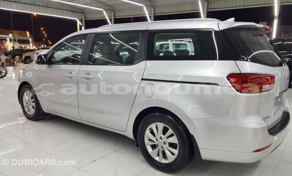 Buy Import Kia Carnival Other Car in Import - Dubai in Iles Buy Import Kia Carnival Other Car in Import - Dubai in Iles