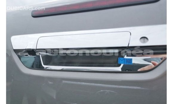 Acheter Import Voiture Toyota Hilux Autre à Import - Dubai, Iles Acheter Import Voiture Toyota Hilux Autre à Import - Dubai, Iles