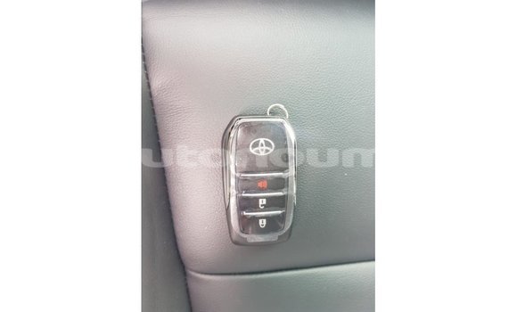 Acheter Import Voiture Toyota Hilux Autre à Import - Dubai, Iles Acheter Import Voiture Toyota Hilux Autre à Import - Dubai, Iles
