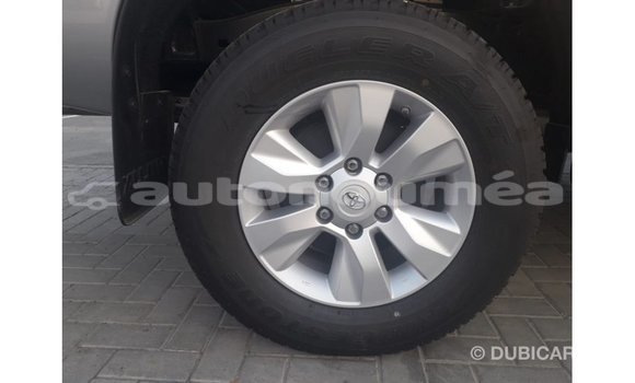 Acheter Import Voiture Toyota Hilux Autre à Import - Dubai, Iles Acheter Import Voiture Toyota Hilux Autre à Import - Dubai, Iles