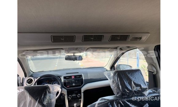 Acheter Import Voiture Toyota Rush Autre à Import - Dubai, Iles Acheter Import Voiture Toyota Rush Autre à Import - Dubai, Iles